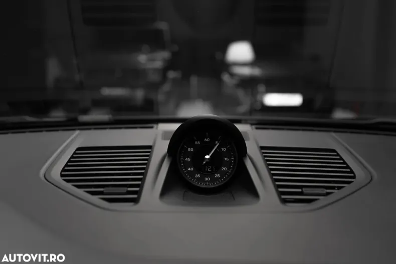 Porsche 911 din 2021 cu 10.000 km - oferta POR171381 - foto 16