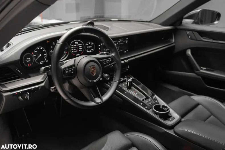 Porsche 911 din 2021 cu 10.000 km - oferta POR171381 - foto 25