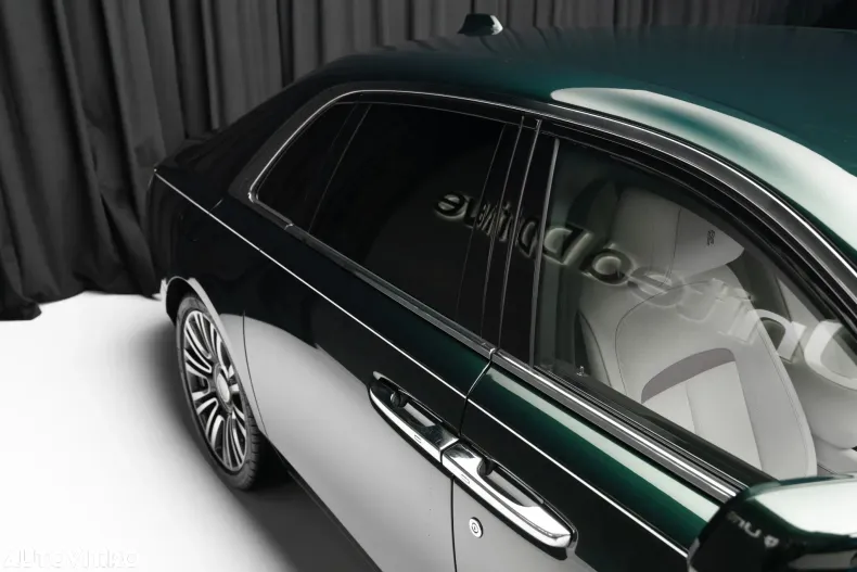 Rolls-Royce Ghost din 2022 cu 15.000 km - oferta ROL171382 - foto 35