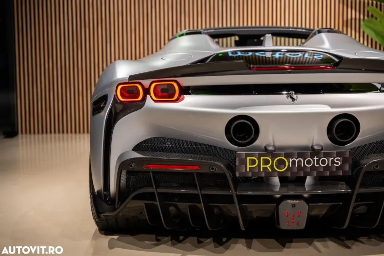 Ferrari SF90 Stradale din 2022 cu 4.400 km - oferta FER171400 - foto 31