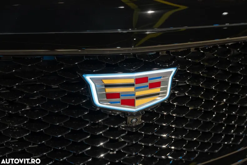 Cadillac Escalade din 2025 cu 15 km - oferta CAD171403 - foto 3