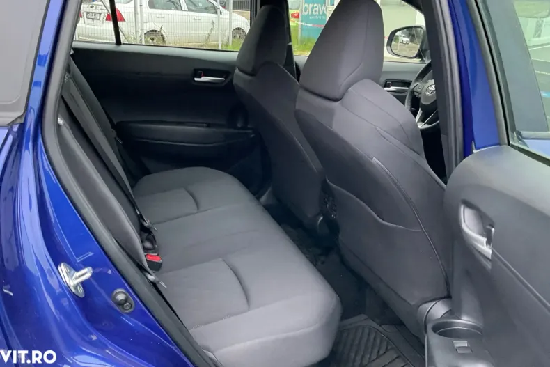 Toyota Corolla Cross din 2023 cu 7.830 km - oferta TOY171418 - foto 18