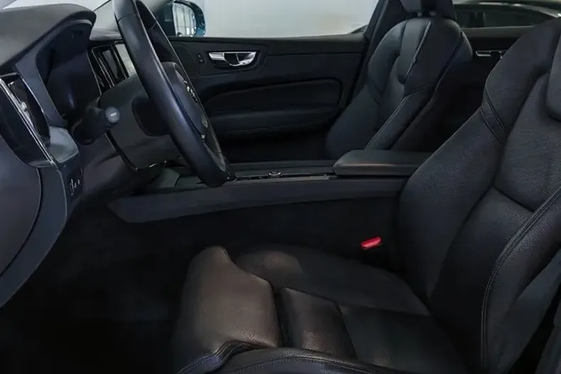 Volvo XC60 din 2020 cu 120.809 km - oferta VOL171420 - foto 6