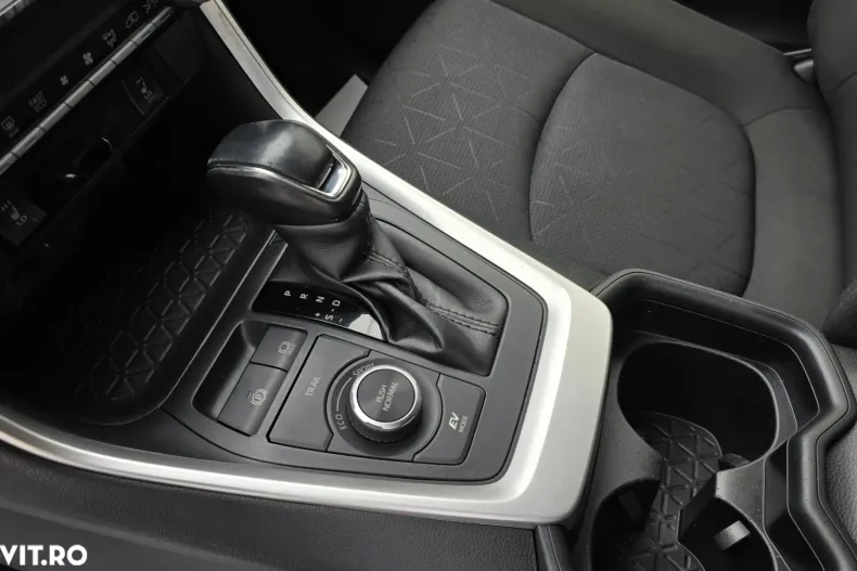 Toyota RAV4 din 2020 cu 140.177 km - oferta TOY171426 - foto 17