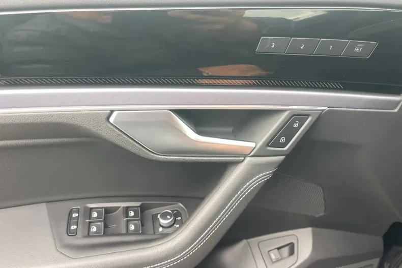 Volkswagen Touareg din 2025 cu 8.977 km - oferta VOL171441 - foto 18