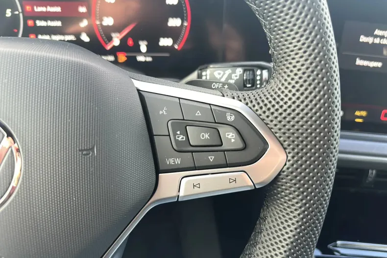 Volkswagen Touareg din 2025 cu 9.250 km - oferta VOL171442 - foto 16