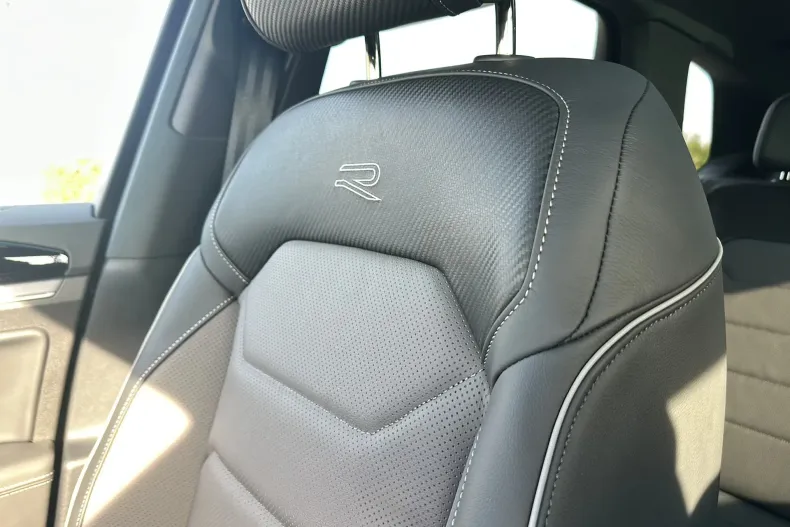 Volkswagen Touareg din 2025 cu 9.250 km - oferta VOL171442 - foto 32