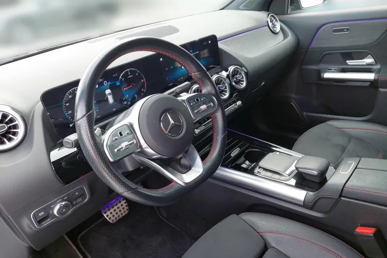 Mercedes-Benz GLA din 2023 cu 63.345 km - oferta MER171443 - foto 9