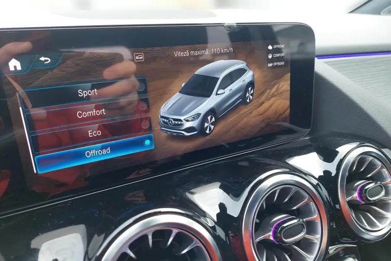 Mercedes-Benz GLA din 2023 cu 63.345 km - oferta MER171443 - foto 23