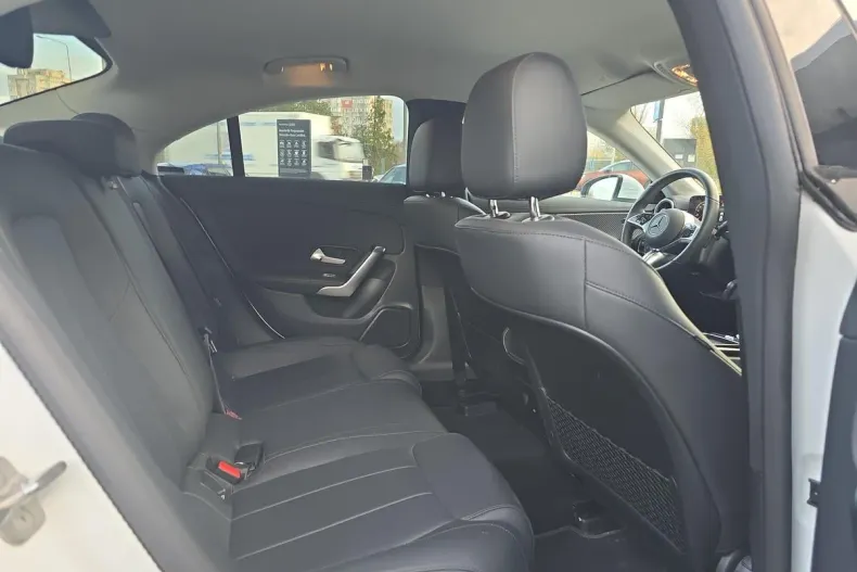 Mercedes-Benz CLA din 2024 cu 14.531 km - oferta MER171449 - foto 14