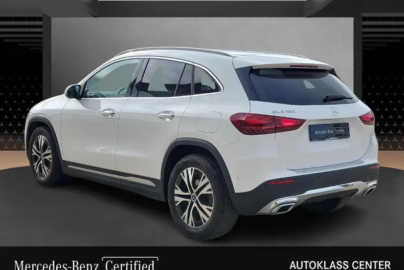 Mercedes-Benz GLA din 2023 cu 31.861 km - oferta MER171456 - foto 3