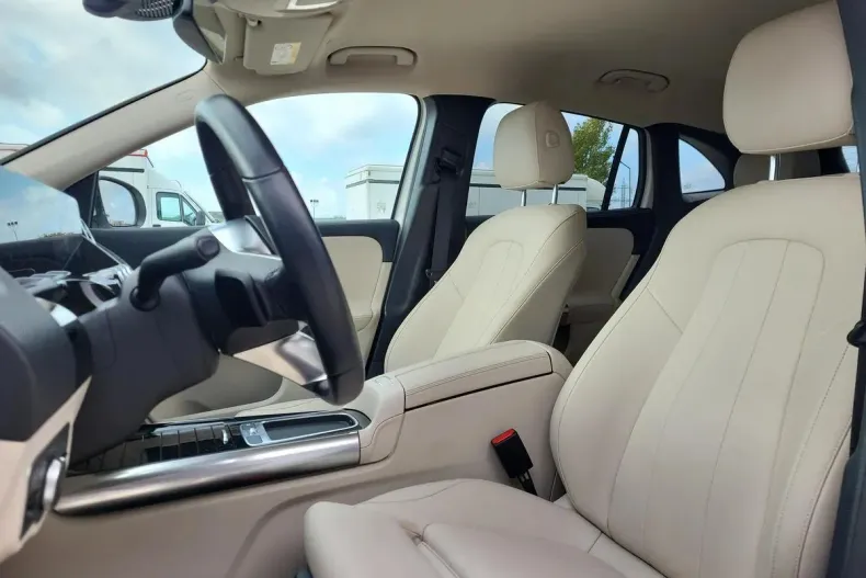 Mercedes-Benz GLA din 2023 cu 31.861 km - oferta MER171456 - foto 13