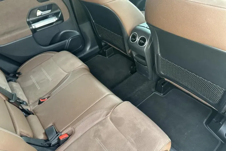 Mercedes-Benz GLB din 2024 cu 8.765 km - oferta MER171463 - foto 13