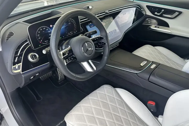 Mercedes-Benz E din 2024 cu 8.580 km - oferta MER171465 - foto 10