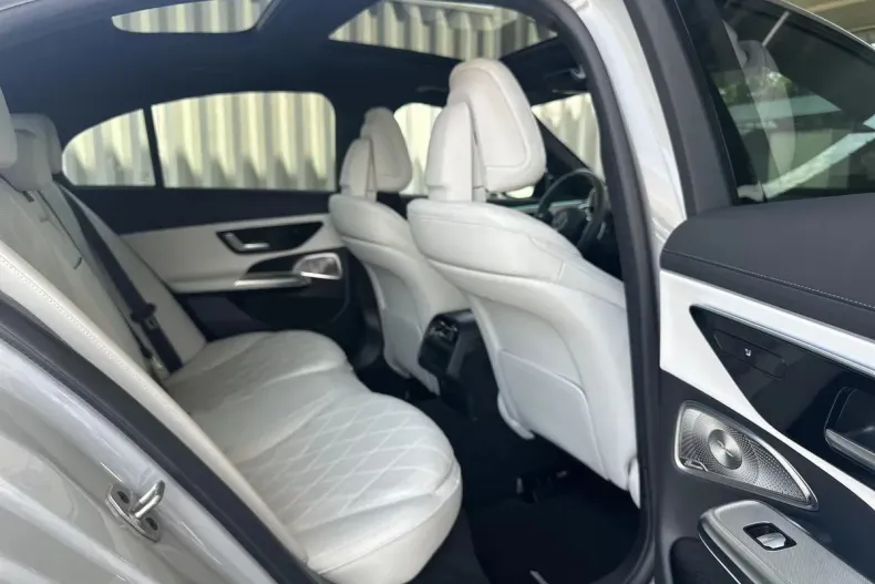 Mercedes-Benz E din 2024 cu 8.580 km - oferta MER171465 - foto 13