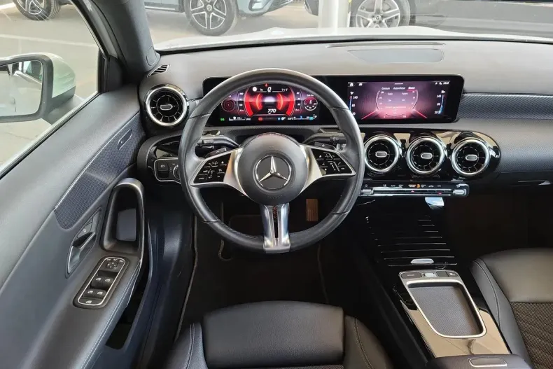 Mercedes-Benz A din 2023 cu 29.725 km - oferta MER171467 - foto 11