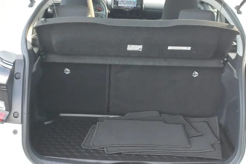 Toyota Yaris din 2022 cu 83.599 km - oferta TOY171478 - foto 6