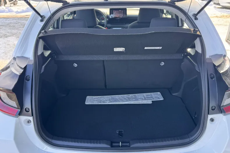 Toyota Yaris din 2022 cu 80.514 km - oferta TOY171479 - foto 10