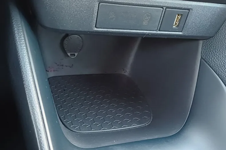 Toyota Yaris din 2022 cu 82.196 km - oferta TOY171480 - foto 19