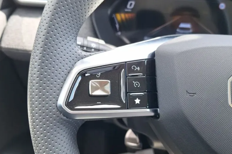 MG ZS din 2025 cu 2.110 km - oferta MG0171482 - foto 18