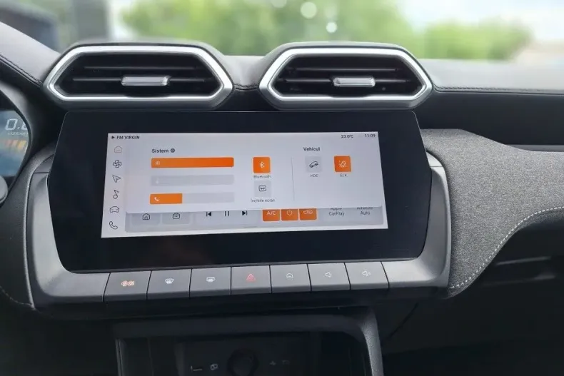 MG ZS din 2025 cu 2.110 km - oferta MG0171482 - foto 25