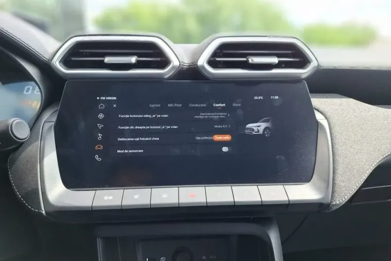 MG ZS din 2025 cu 2.110 km - oferta MG0171482 - foto 31