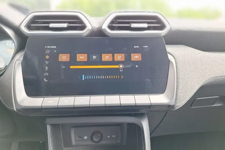 MG ZS din 2025 cu 2.110 km - oferta MG0171482 - foto 33