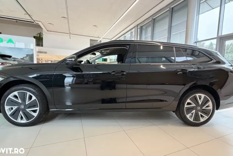 Skoda Superb din 2025 cu 1 km - oferta SKO171485 - foto 4