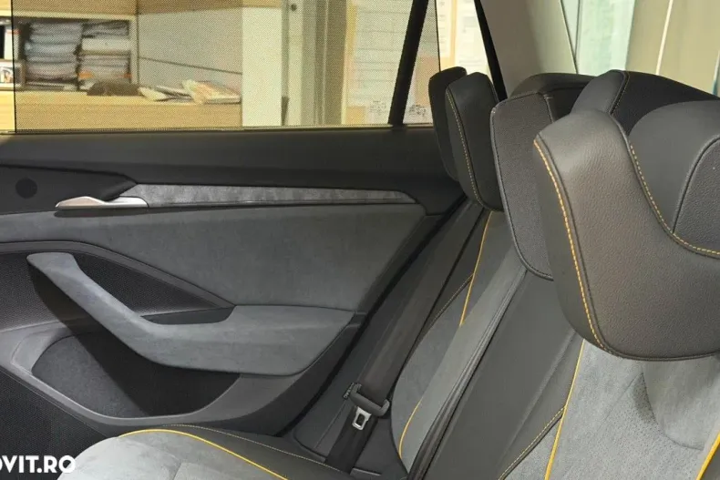 Skoda Superb din 2025 cu 1 km - oferta SKO171485 - foto 34