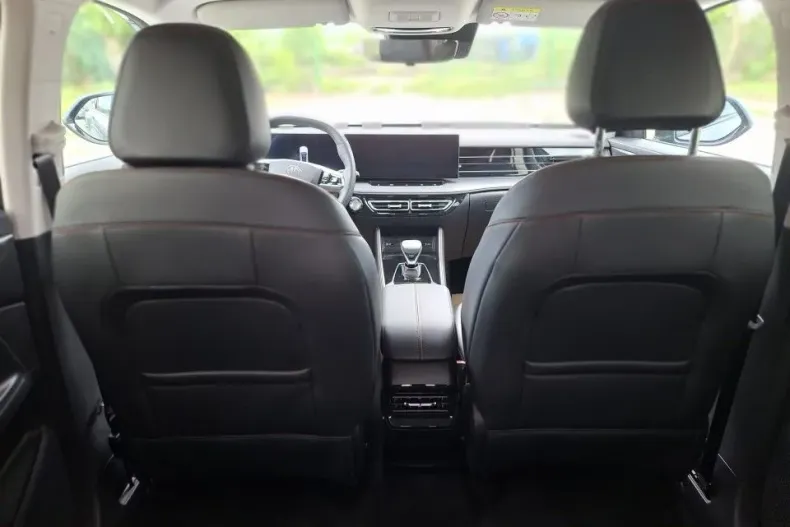 MG HS din 2024 cu 1 km - oferta MG0171489 - foto 20