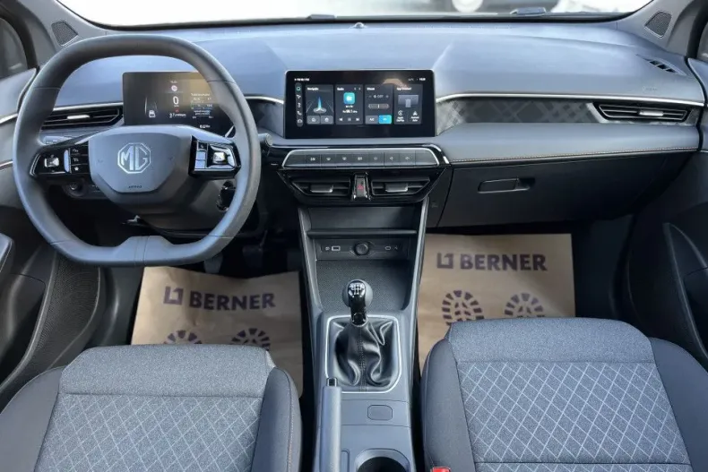 MG MG3 din 2024 cu 540 km - oferta MG0171491 - foto 28