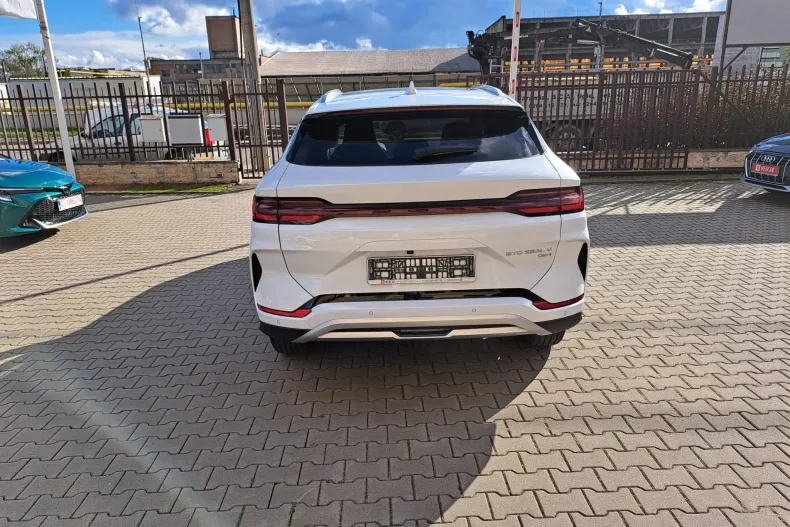 BYD SEAL U din 2025 cu 50 km - oferta BYD171498 - foto 9