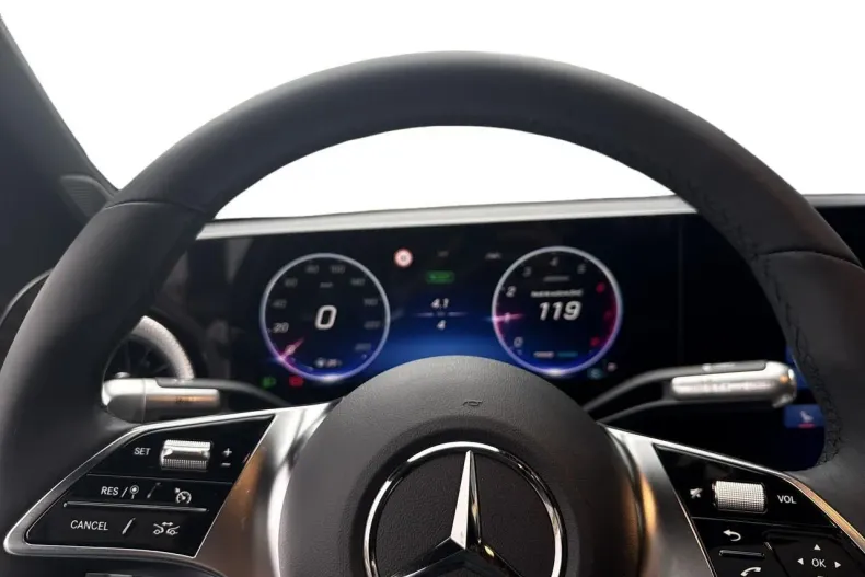 Mercedes-Benz CLA din 2025 cu 6.000 km - oferta MER171500 - foto 8