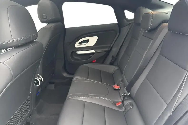 Mercedes-Benz CLA din 2025 cu 6.000 km - oferta MER171500 - foto 11