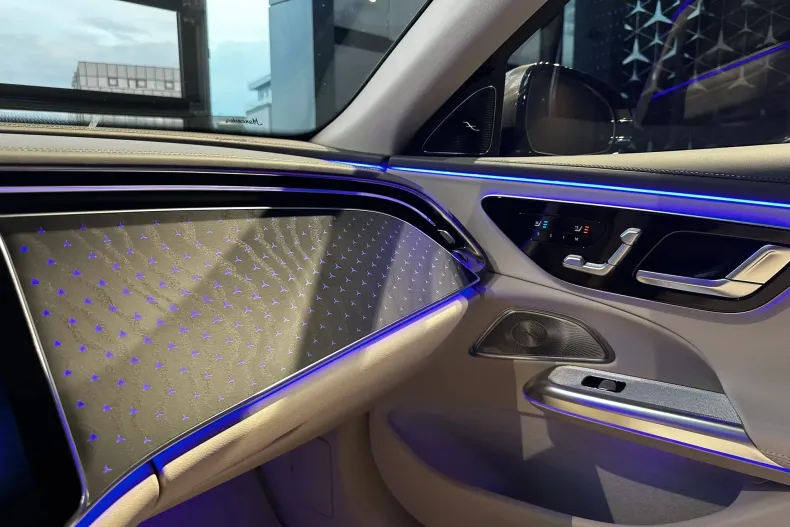 Mercedes-Benz E din 2025 cu 8 km - oferta MER171509 - foto 21