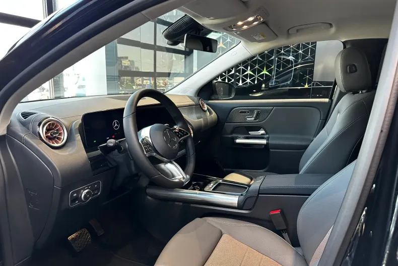 Mercedes-Benz EQA din 2025 cu 7 km - oferta MER171513 - foto 5