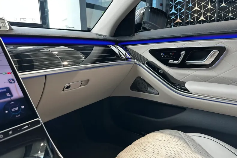 Mercedes-Benz S din 2025 cu 3.000 km - oferta MER171516 - foto 25