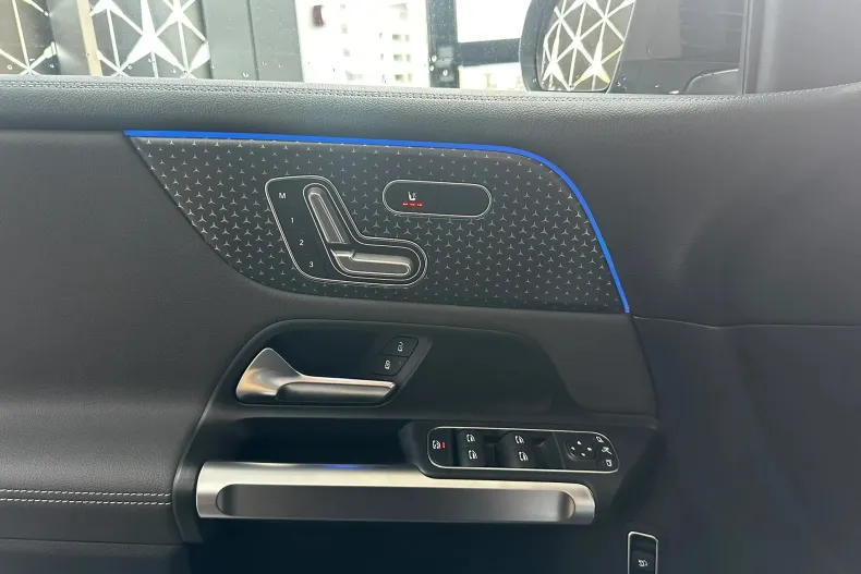 Mercedes-Benz EQB din 2025 cu 11 km - oferta MER171517 - foto 8