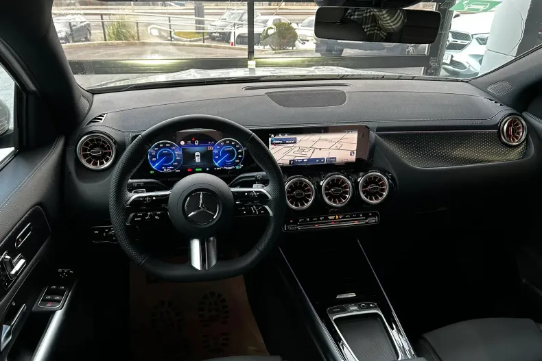 Mercedes-Benz EQA din 2024 cu 5.000 km - oferta MER171521 - foto 13