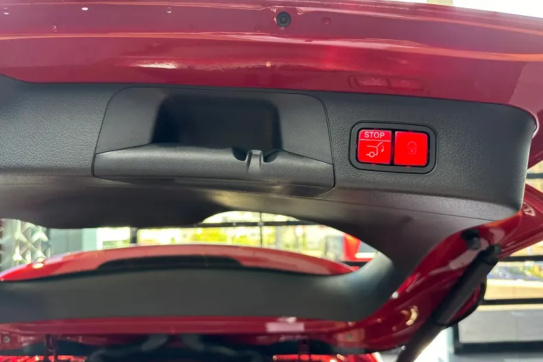 Mercedes-Benz EQB din 2024 cu 5.000 km - oferta MER171522 - foto 12