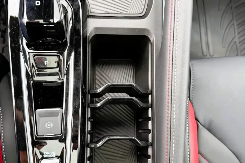 Geely Coolray din 2025 cu 10 km - oferta GEE171525 - foto 8