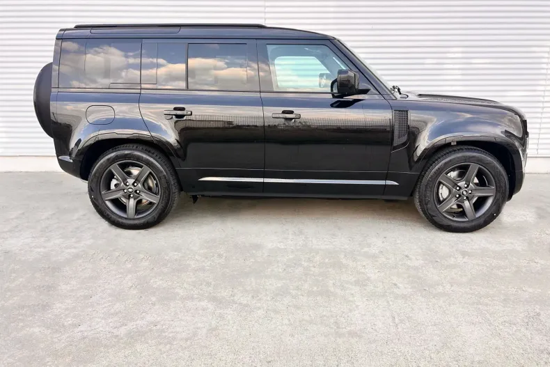 Land Rover Defender din 2025 cu 50 km - oferta LAN171533 - foto 2