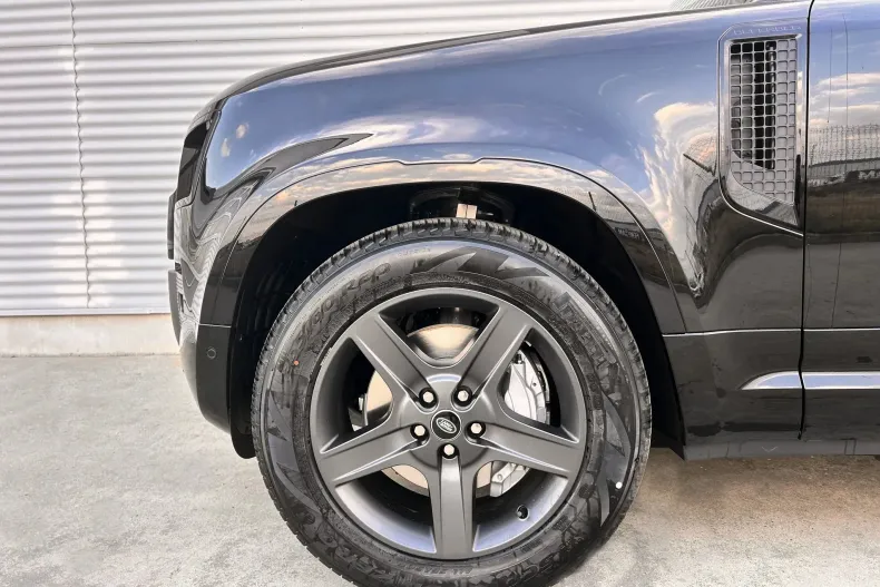 Land Rover Defender din 2025 cu 50 km - oferta LAN171533 - foto 3