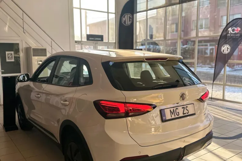 MG ZS din 2025 cu 1 km - oferta MG0171535 - foto 3