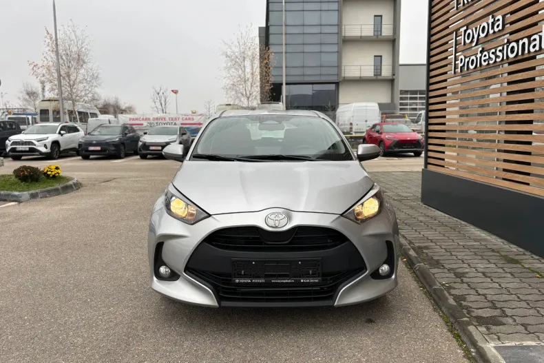 Toyota Yaris din 2025 cu 1.703 km - oferta TOY171536 - foto 7