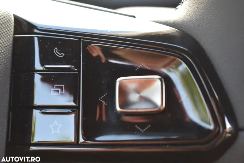 MG MG4 din 2024 cu 8.500 km - oferta MG0171542 - foto 14