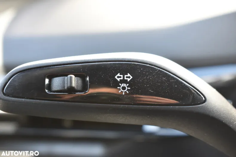 MG MG4 din 2024 cu 8.500 km - oferta MG0171542 - foto 15