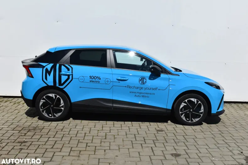 MG MG4 din 2024 cu 2.350 km - oferta MG0171545 - foto 4