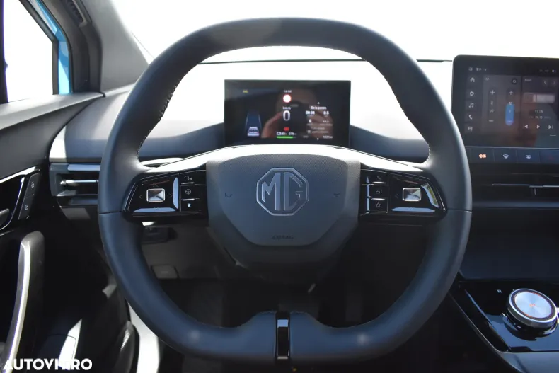 MG MG4 din 2024 cu 2.350 km - oferta MG0171545 - foto 17