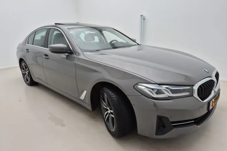BMW Seria 5 din 2021 cu 112.926 km - oferta BMW171552 - foto 2